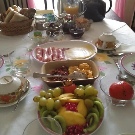 Quinta Nova Do Almeida Couette-café