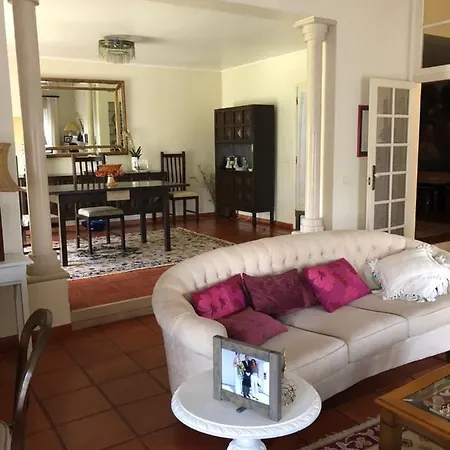 Bed & Breakfast Quinta Nova Do Almeida