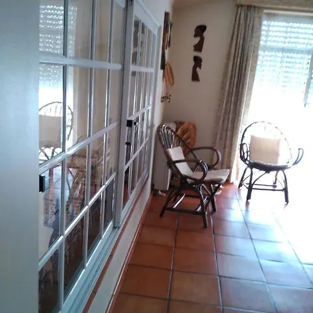 Quinta Nova Do Almeida Bed & Breakfast