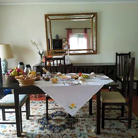 Bed & Breakfast Quinta Nova Do Almeida Alcobaca