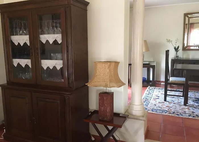 Bed and Breakfast Quinta Nova Do Almeida 3*