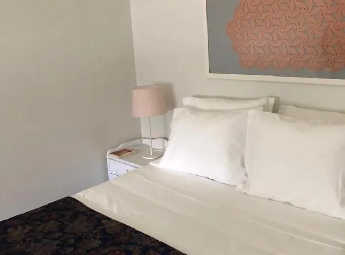 Bed and Breakfast Quinta Nova Do Almeida 3*