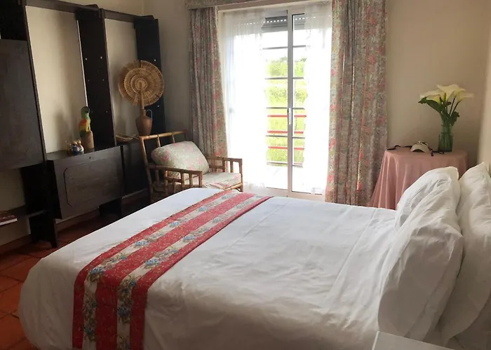 Bed and Breakfast Quinta Nova Do Almeida